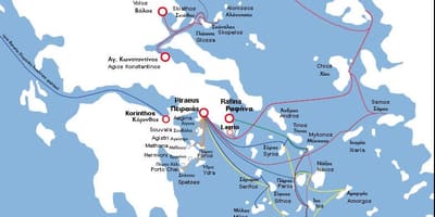 地図のアテネのフェリー